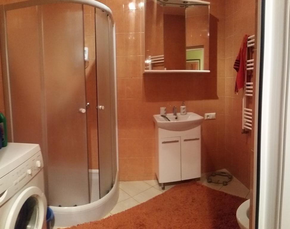Apartments Near Old Town With Private Parking Каунас Екстериор снимка
