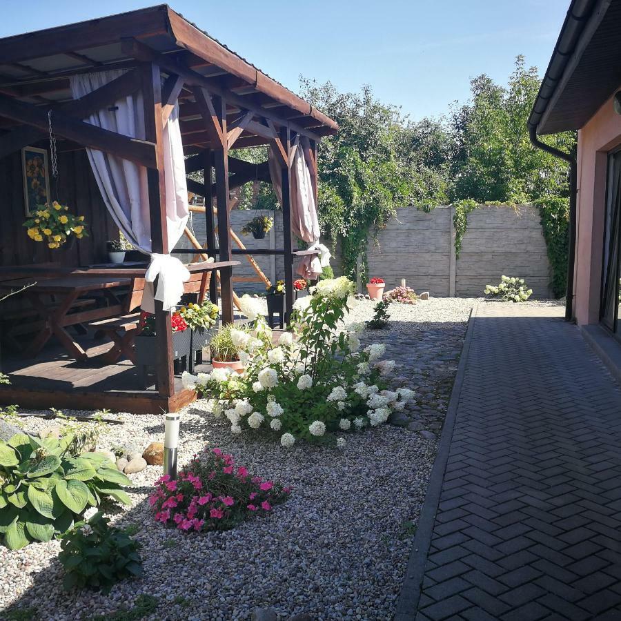 Apartments Near Old Town With Private Parking Каунас Екстериор снимка