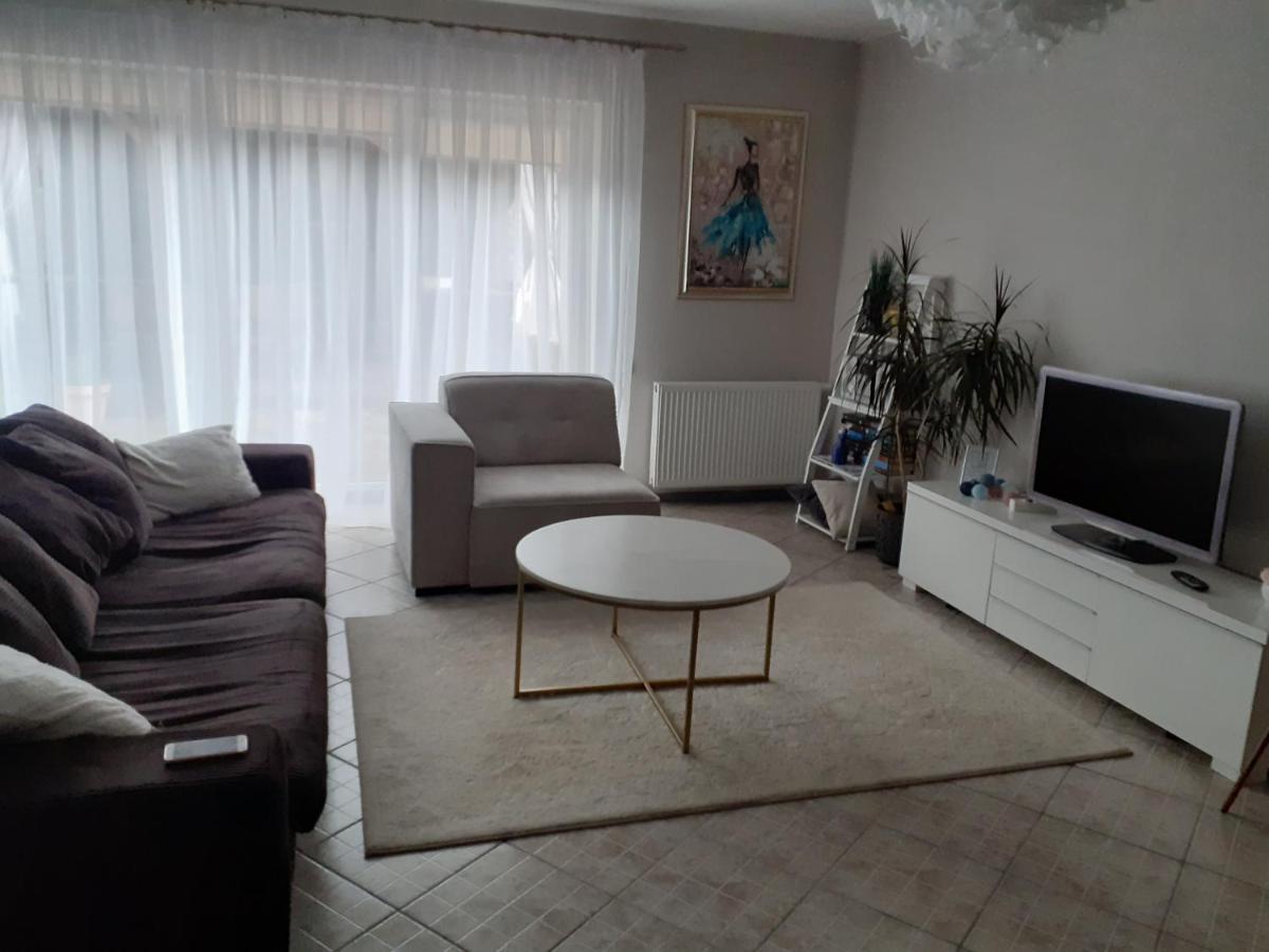 Apartments Near Old Town With Private Parking Каунас Екстериор снимка